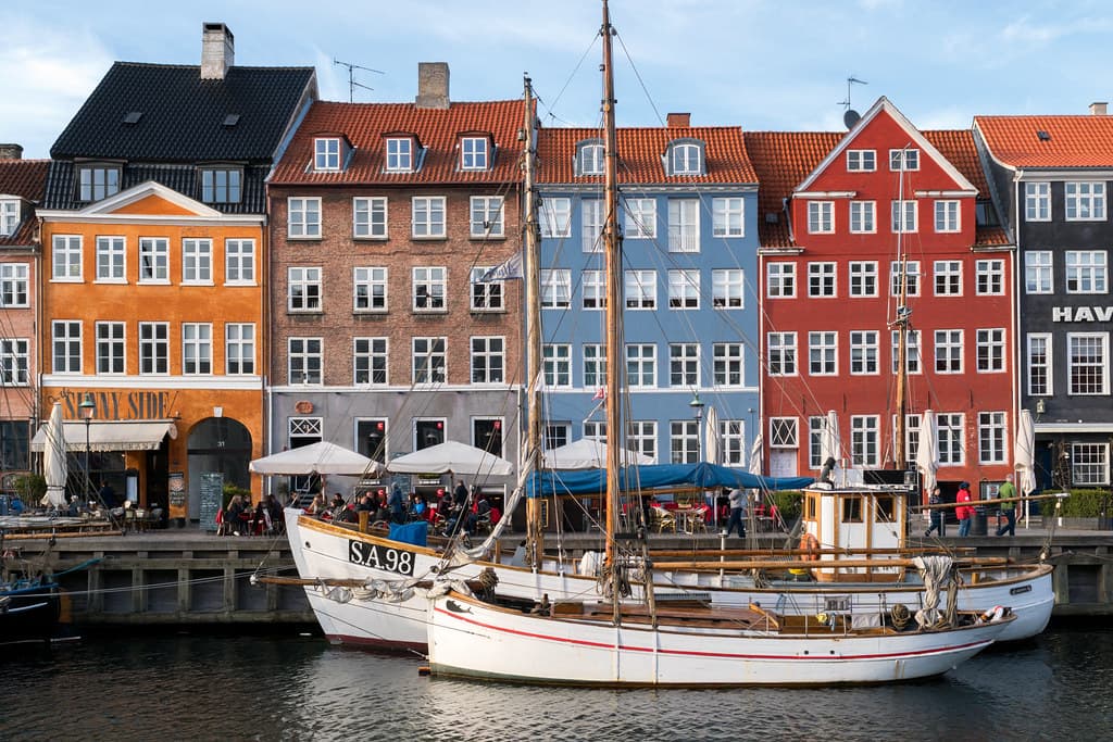 Bến cảng Nyhavn, Copenhagen, Đan Mạch